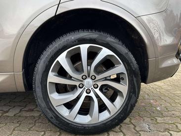 Land Rover Discovery Sport D200 R-Dynamic SE — photo 9