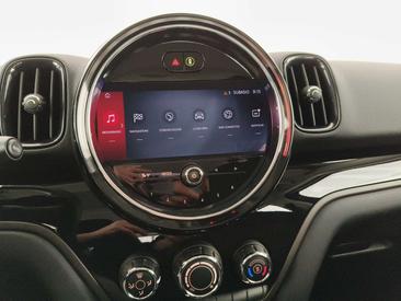 Mini Countryman COOPER SE — photo 8