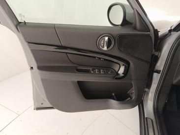 Mini Countryman COOPER SE — photo 24