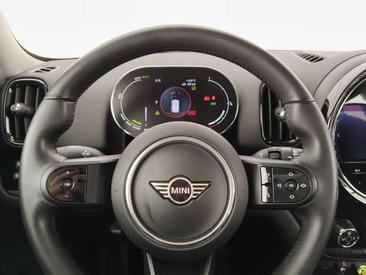 Mini Countryman COOPER SE — photo 27