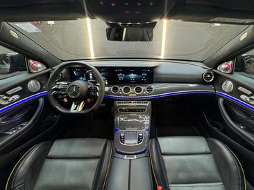 Mercedes Classe E AMG Line 63 — photo 3