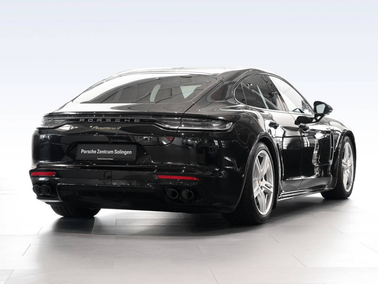 Porsche Panamera II ph2 4 E-Hybrid Platinum Edition - 2022 - Joinsteer - #4