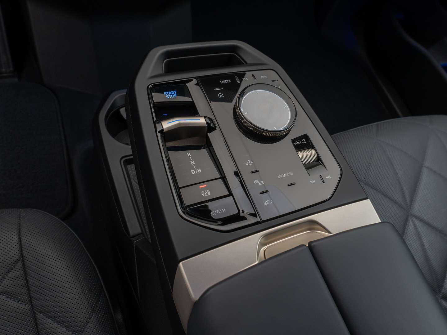 BMW IX M60 B&W Électrique - 2022 - Joinsteer - #21