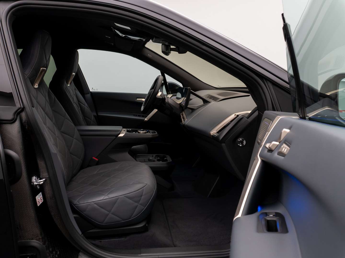 BMW IX M60 B&W Électrique - 2022 - Joinsteer - #23