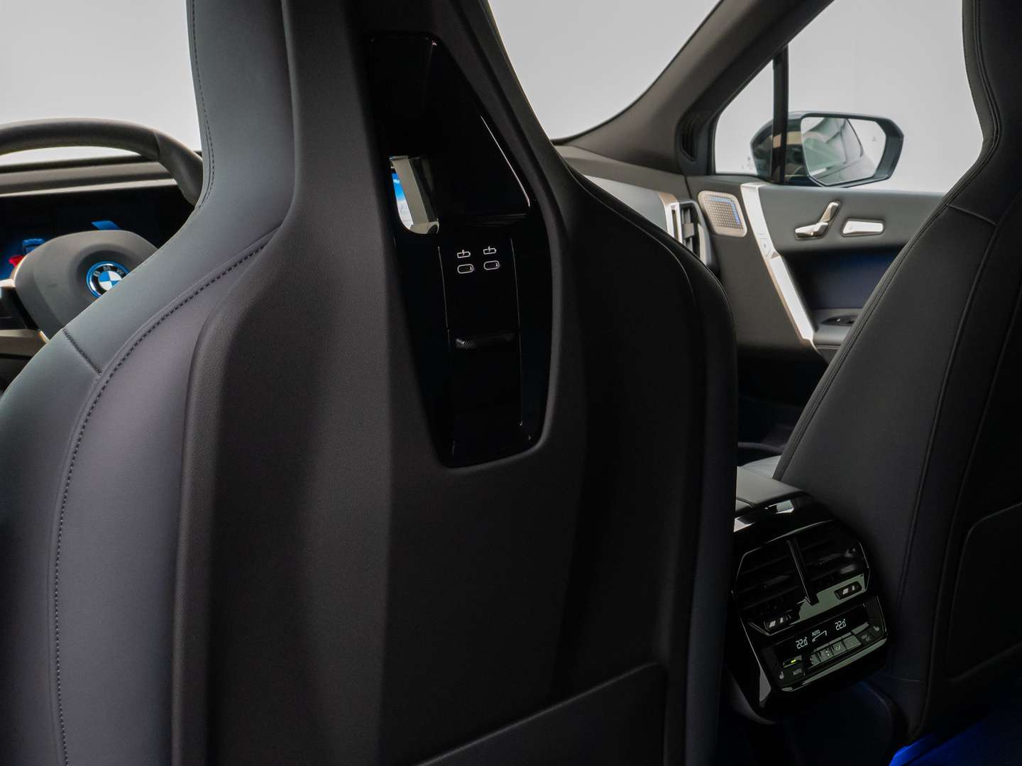 BMW IX M60 B&W Électrique - 2022 - Joinsteer - #28