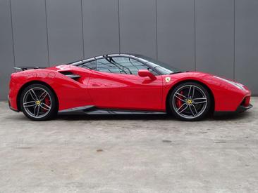 Ferrari 488 GTB — photo 4