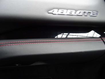 Ferrari 488 GTB — photo 29