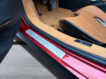 Ferrari SF90 Stradale — photo 23