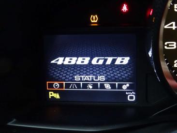 Ferrari 488 GTB — photo 30