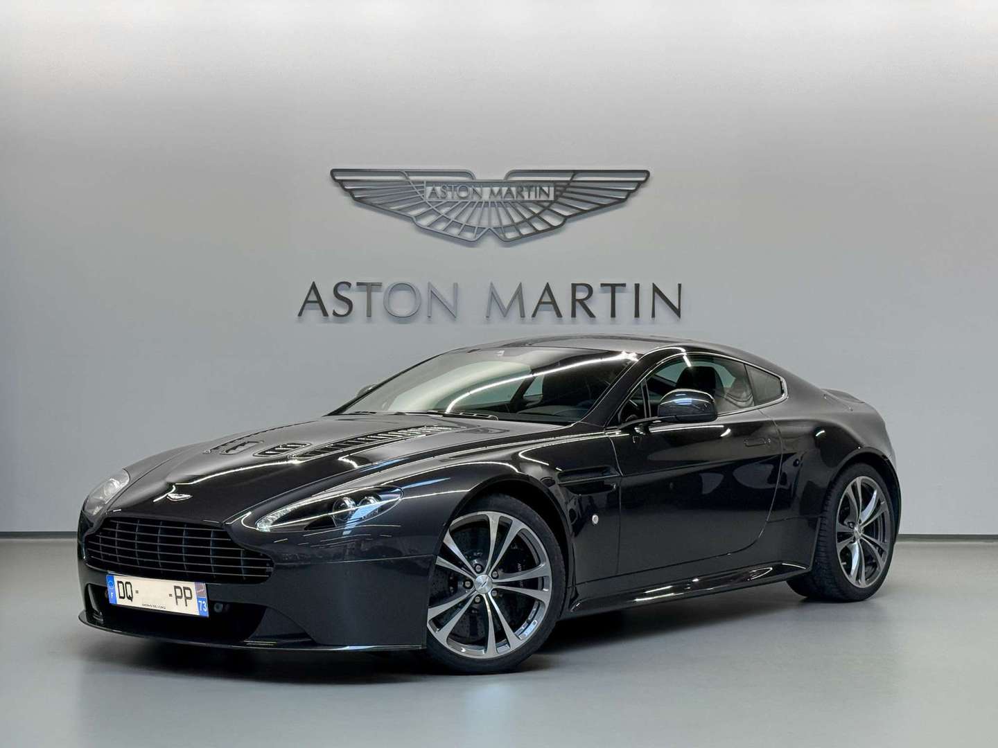 Aston Martin Vantage 5.9i V12 - 2013 - Joinsteer - #1