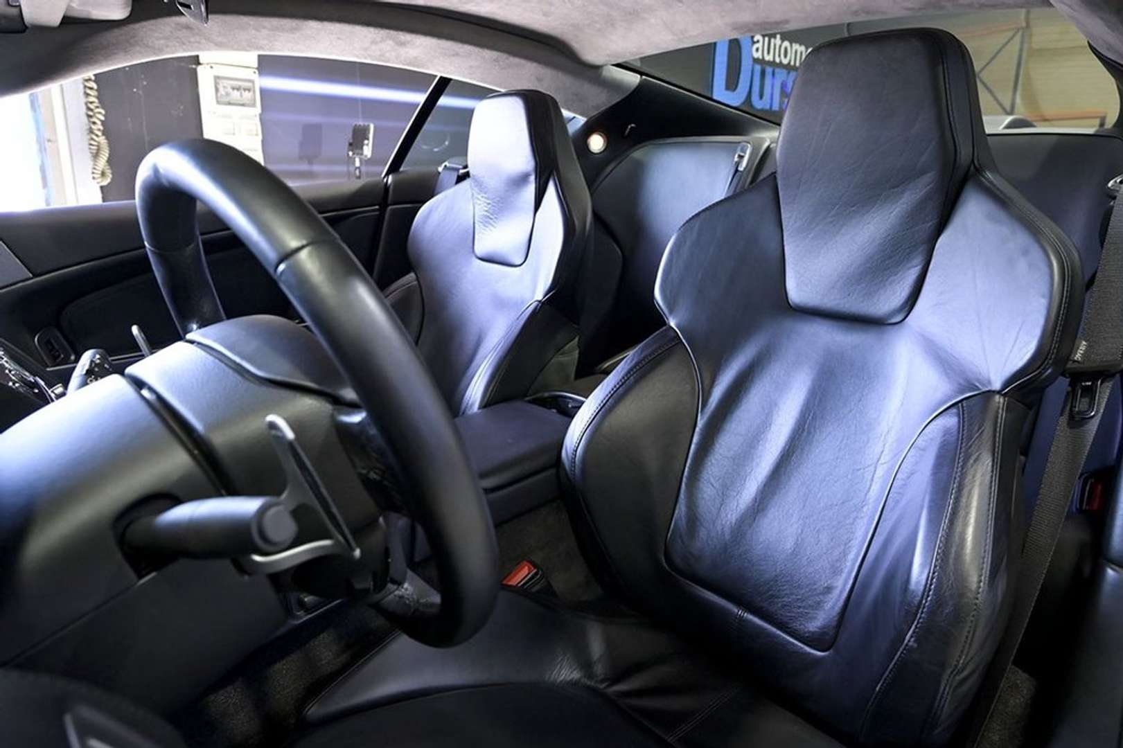 Aston Martin DB9 Coupe 5.9 Touchtronic - 2006 - Joinsteer - #8