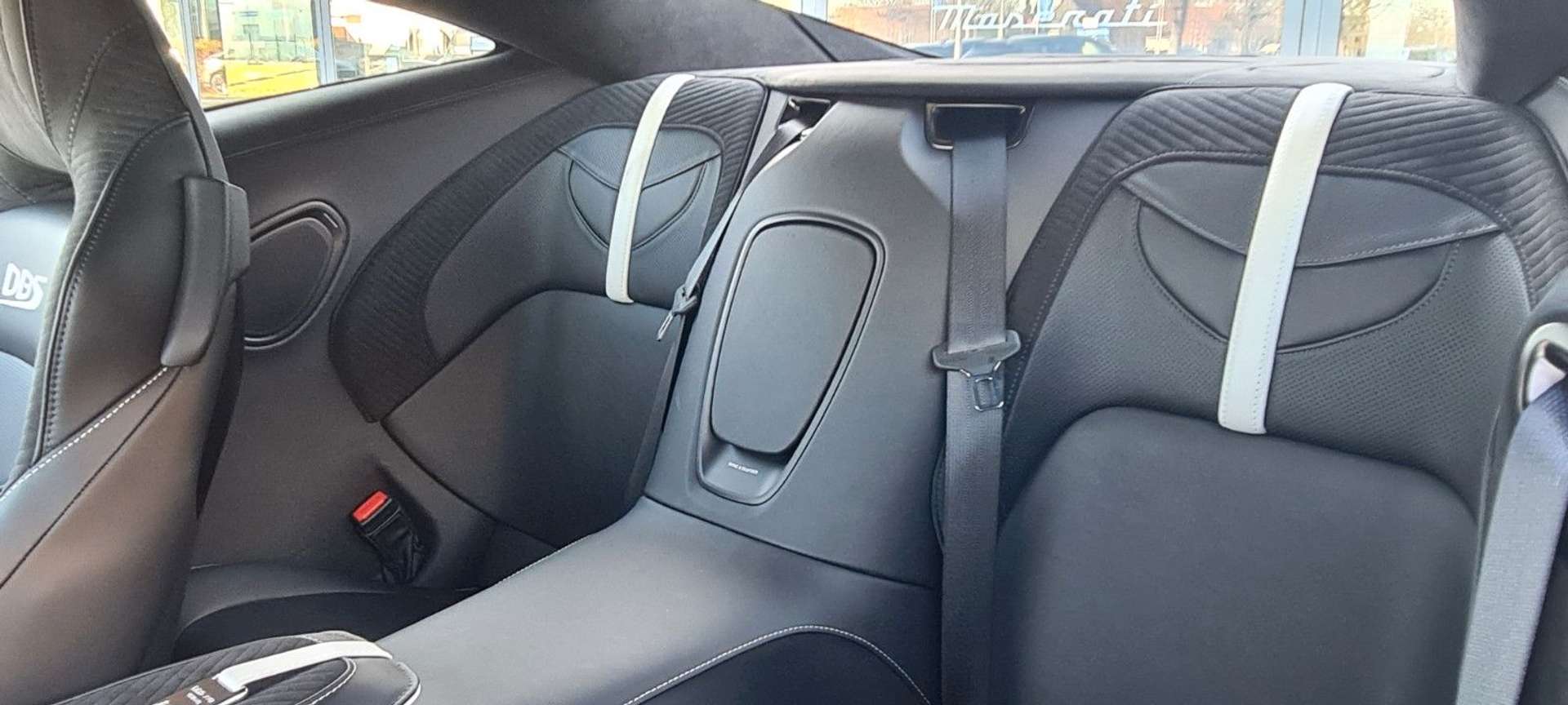 Aston Martin DBS 5.2 V12 770 Ultimate - 2025 - Joinsteer - #12