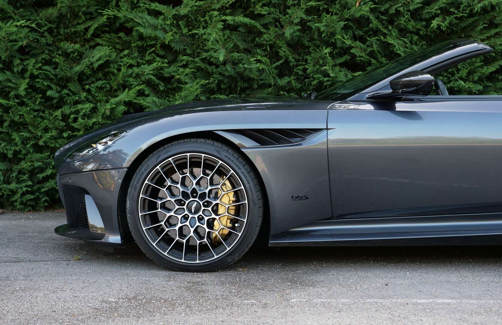 Aston Martin DBS Volante 5.2 Biturbo V12 Superleggera Ultimate - 2023 - Joinsteer - #9