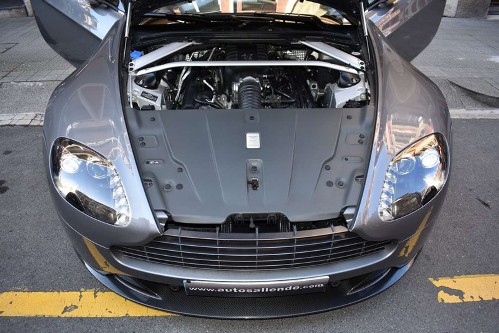 Aston Martin Vantage Roadster V8 Sportshift II - 2016 - Joinsteer - #10