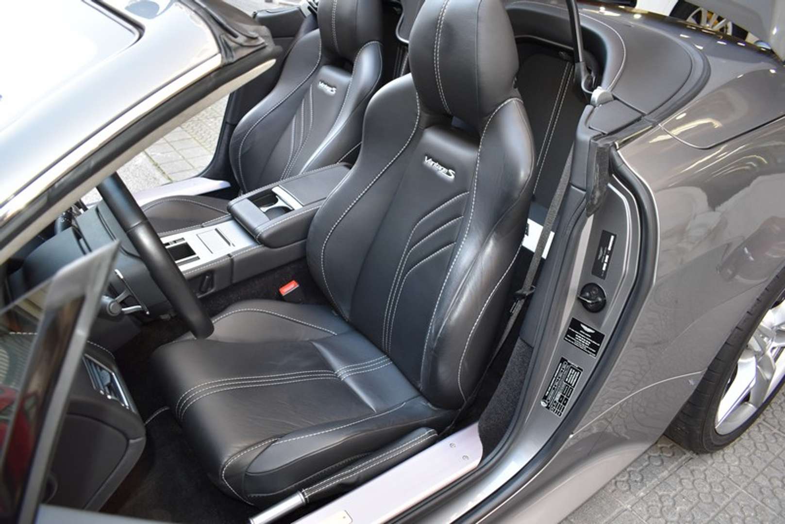 Aston Martin Vantage Roadster V8 Sportshift II - 2016 - Joinsteer - #13