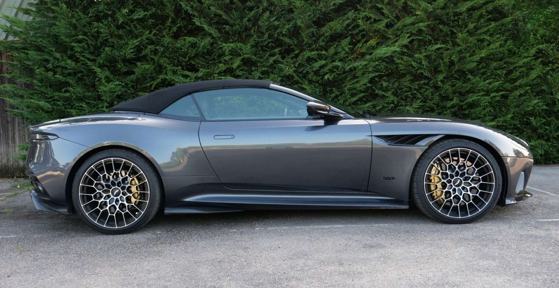 Aston Martin DBS Volante 5.2 Biturbo V12 Superleggera Ultimate - 2023 - Joinsteer - #19