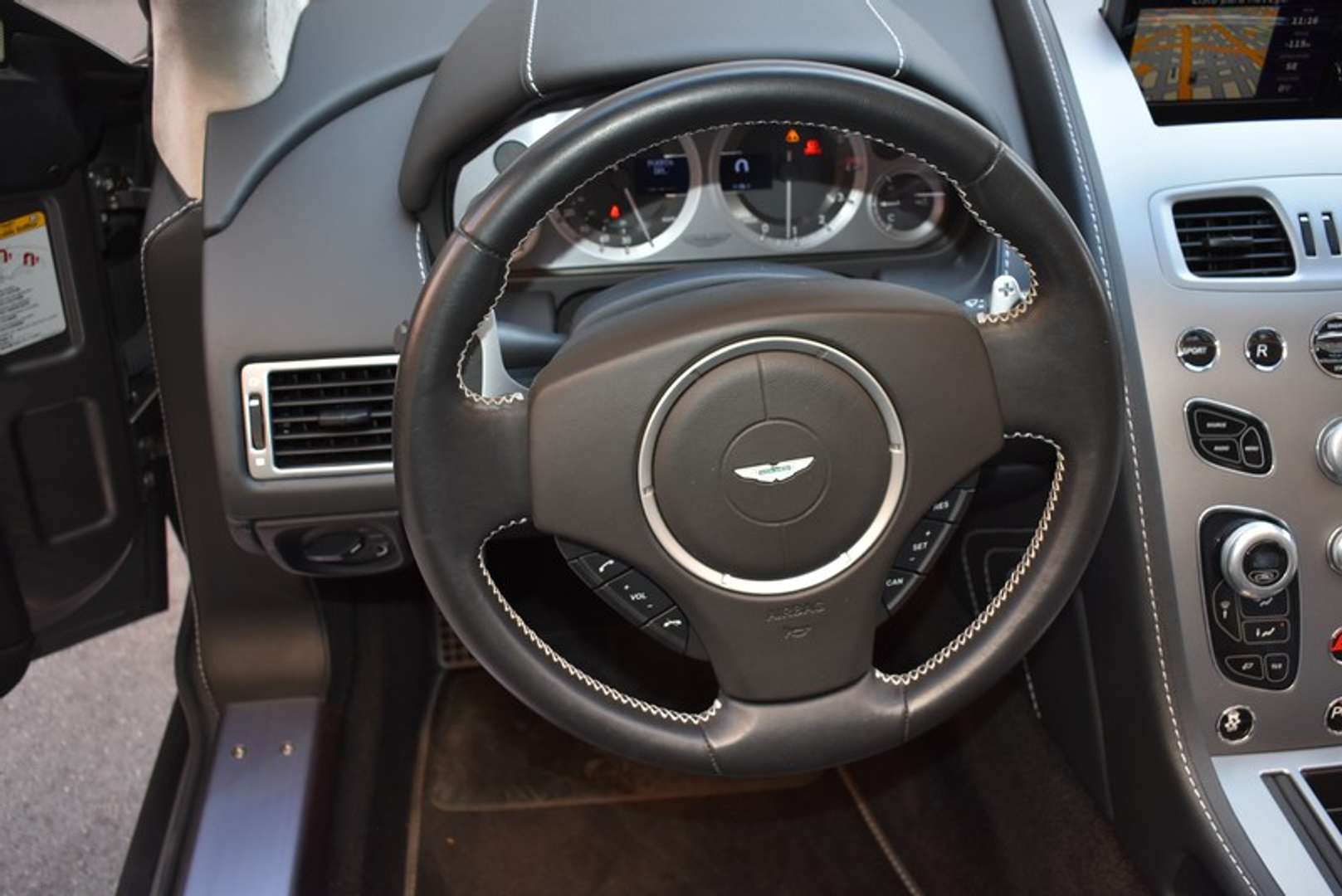 Aston Martin Vantage Roadster V8 Sportshift II - 2016 - Joinsteer - #23