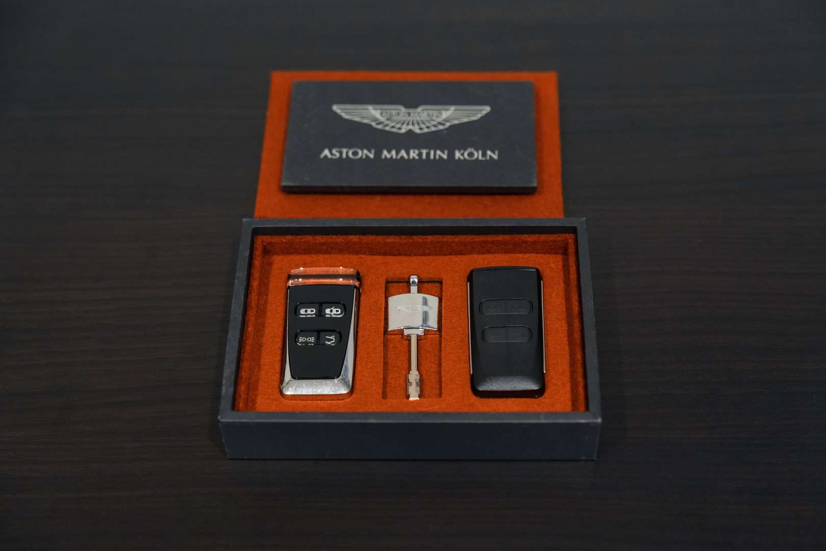 Aston Martin Vanquish Coupé Touchtronic III - 2016 - Joinsteer - #28