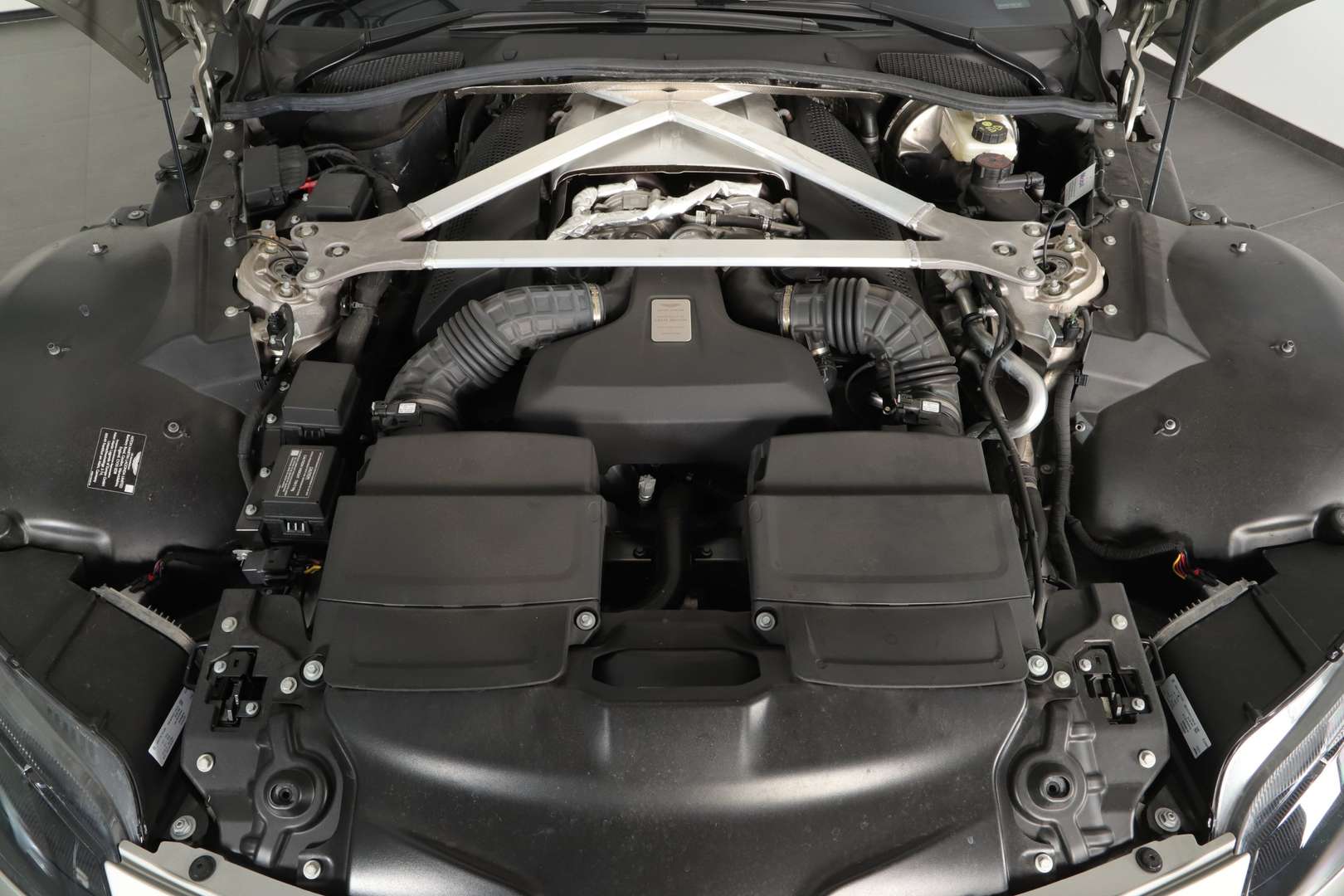 Aston Martin Vantage Coupe V8 - 2022 - Joinsteer - #42