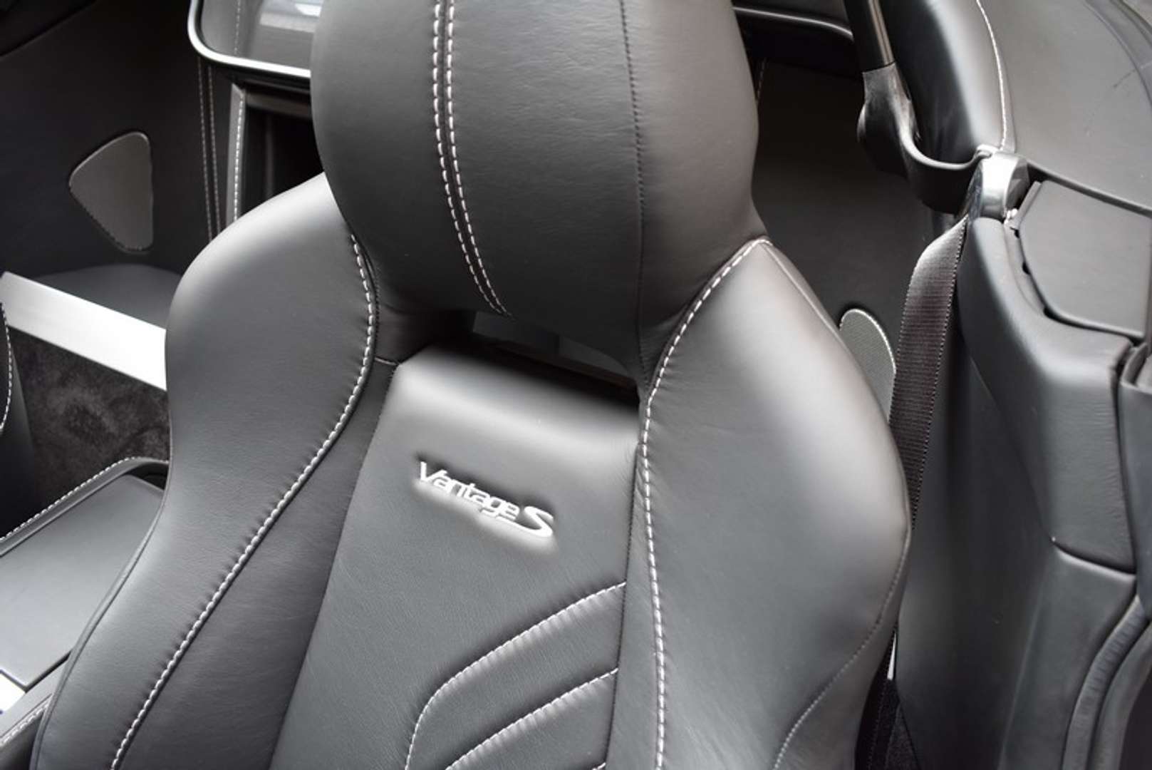 Aston Martin Vantage Roadster V8 Sportshift II - 2016 - Joinsteer - #44