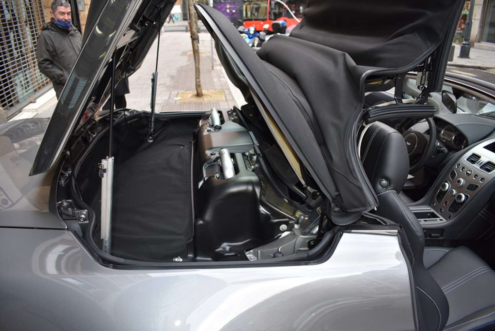 Aston Martin Vantage Roadster V8 Sportshift II - 2016 - Joinsteer - #46