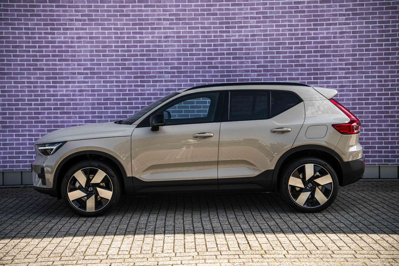 Volvo EX40 Plus Single Motor - 2025 - Joinsteer - #2