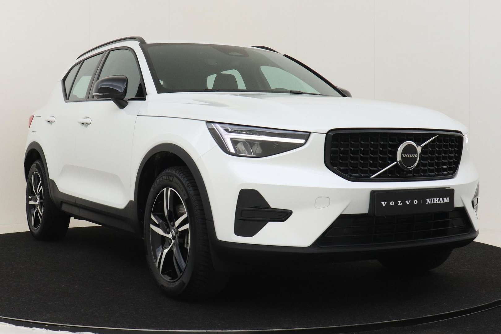 Volvo XC40 B4 Plus - 2025 - Joinsteer - #4