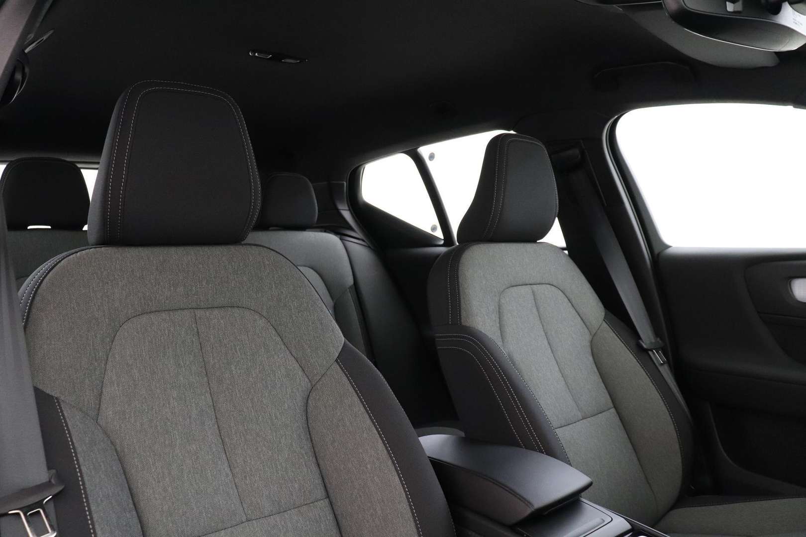 Volvo XC40 B4 Plus - 2025 - Joinsteer - #7