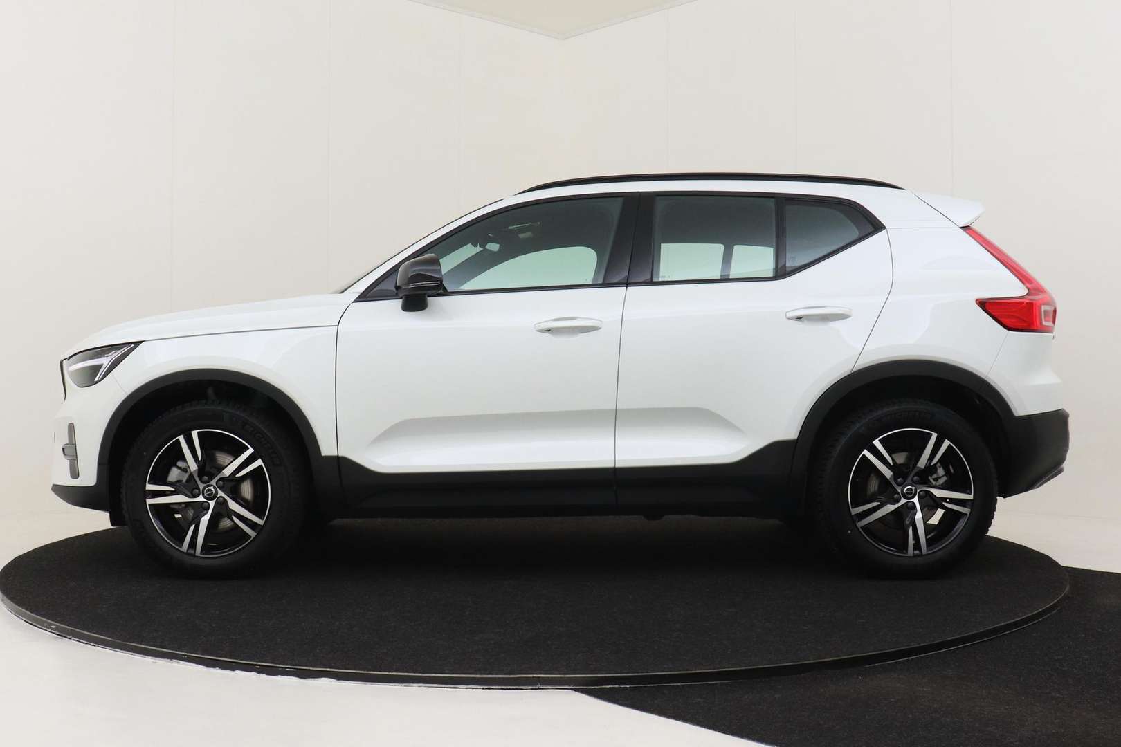 Volvo XC40 B4 Plus - 2025 - Joinsteer - #8