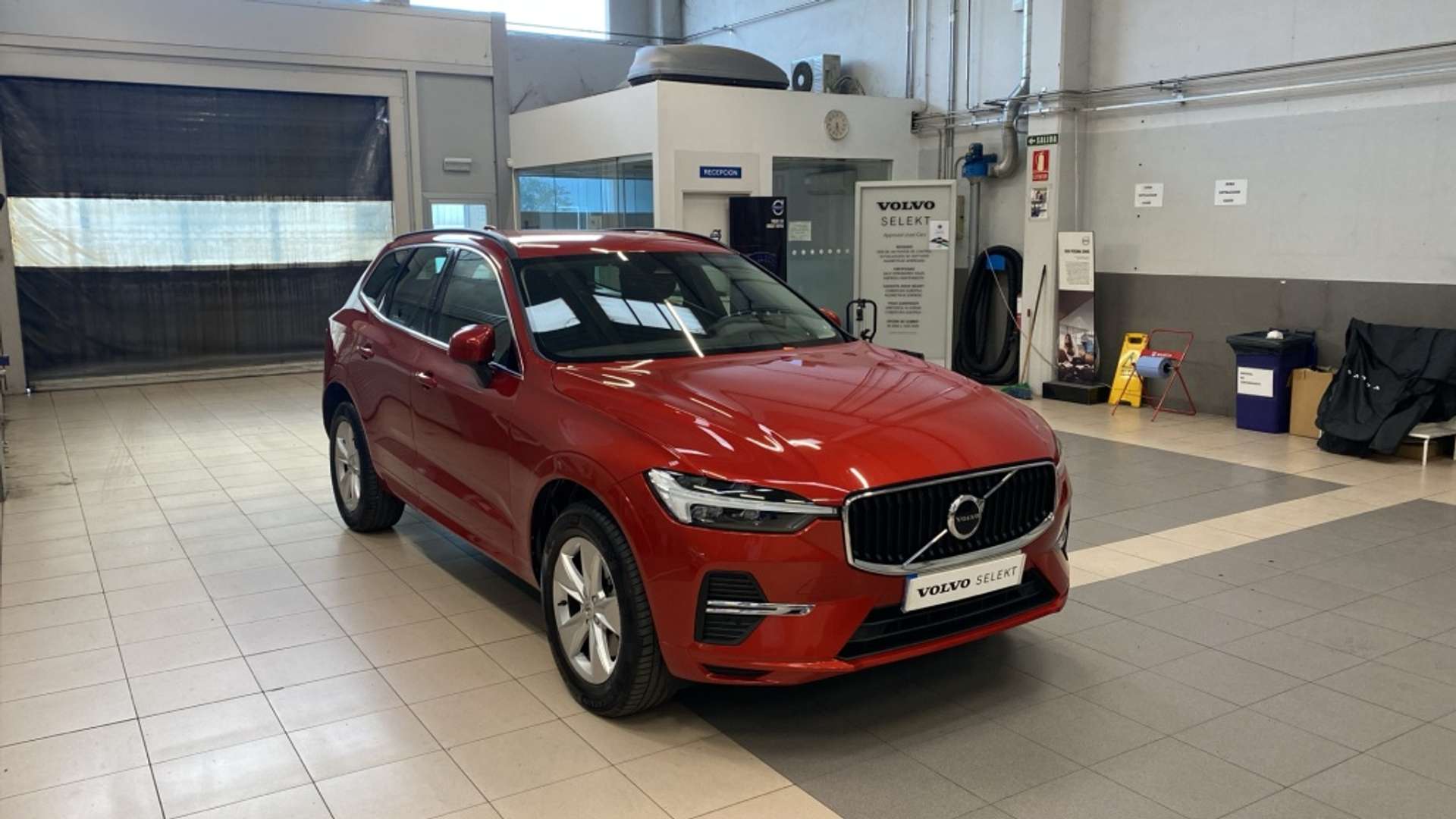 Volvo XC60 B4 Core - 2024 - Joinsteer - #23