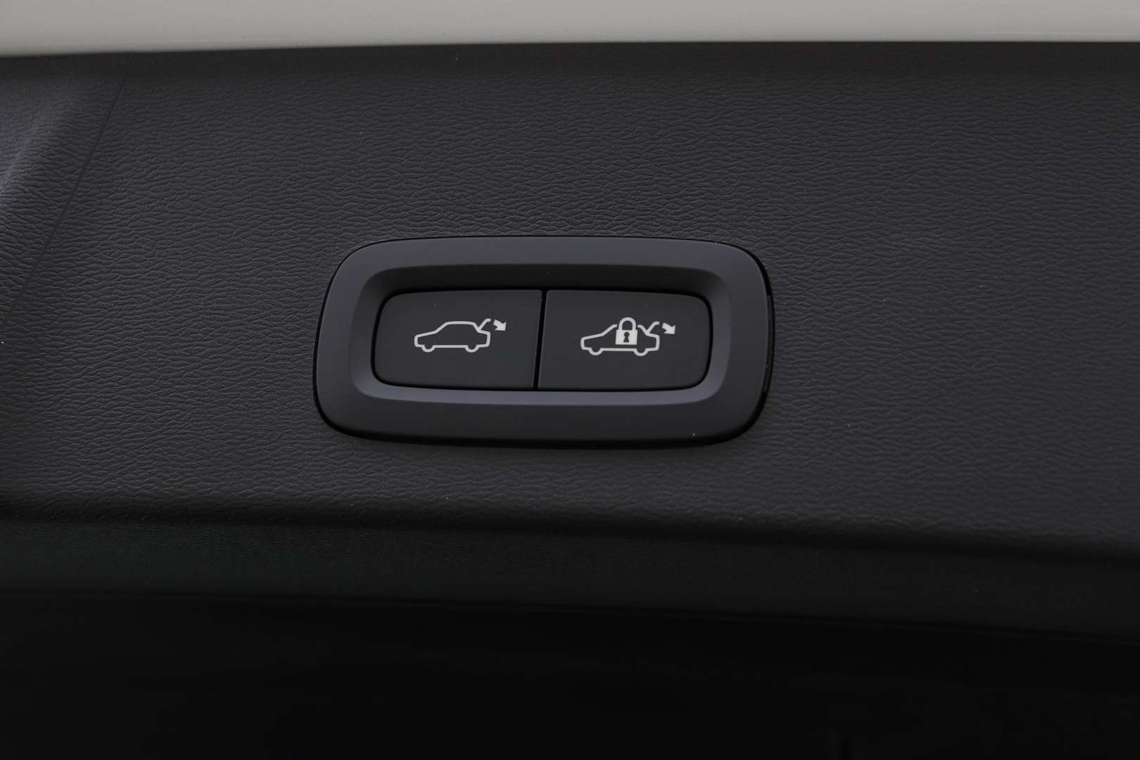 Volvo XC40 B4 Plus - 2025 - Joinsteer - #25