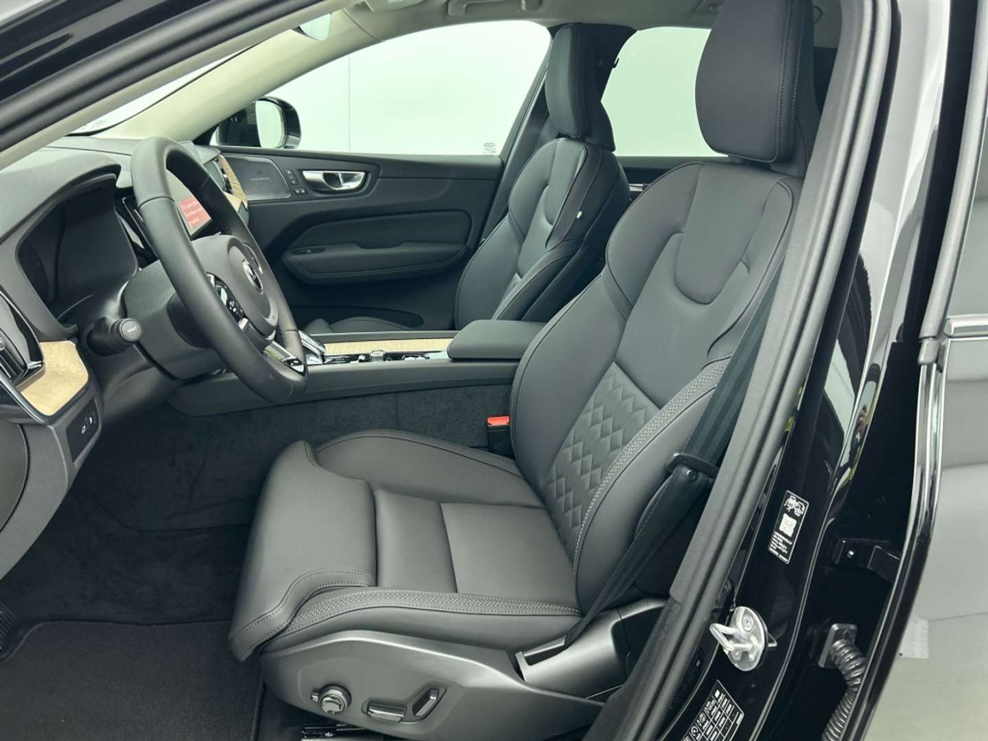 Volvo XC60 T6 Recharge Plus - 2025 - Joinsteer - #41