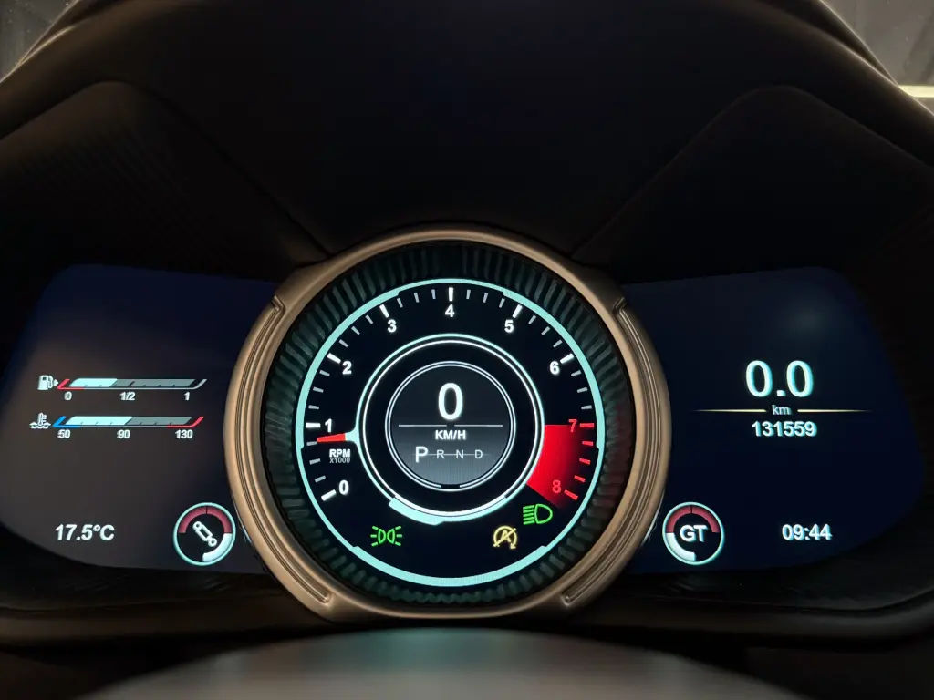 Aston Martin DB11 V8 Coupe 4.0 - 2018 - Joinsteer - #6