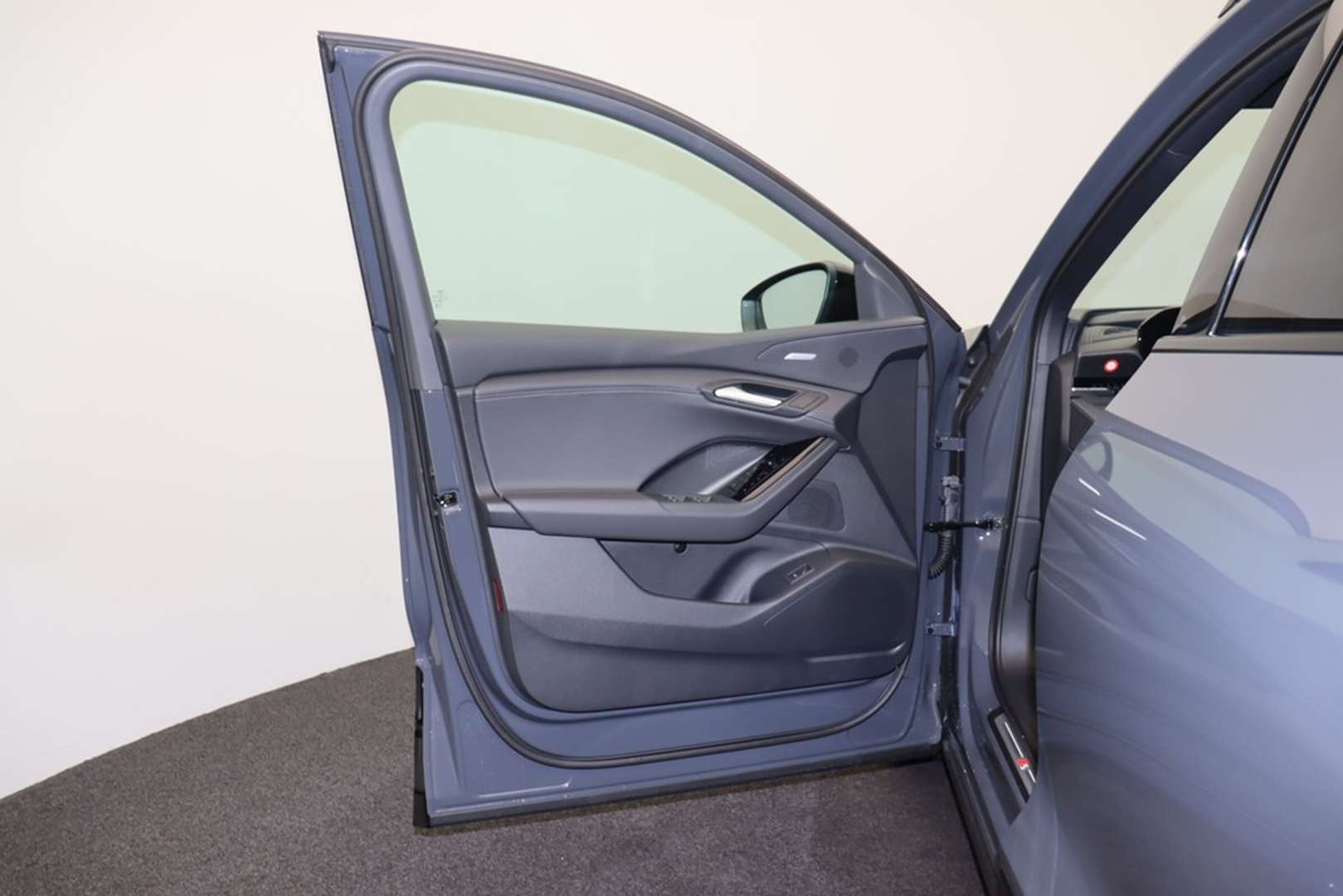 Audi Q6 E-tron S Line Performance - 2025 - Joinsteer - #6