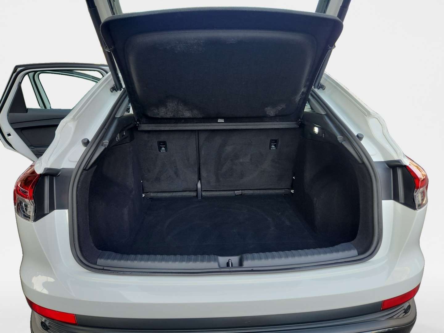 Audi Q4 Sportback 50 Quattro E-tron Basis - 2022 - Joinsteer - #10
