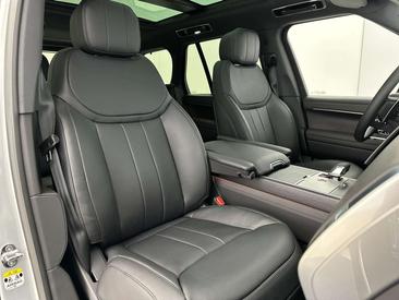 Land Rover Range Rover HSE D350 — photo 11