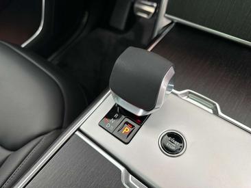 Land Rover Range Rover HSE D350 — photo 12