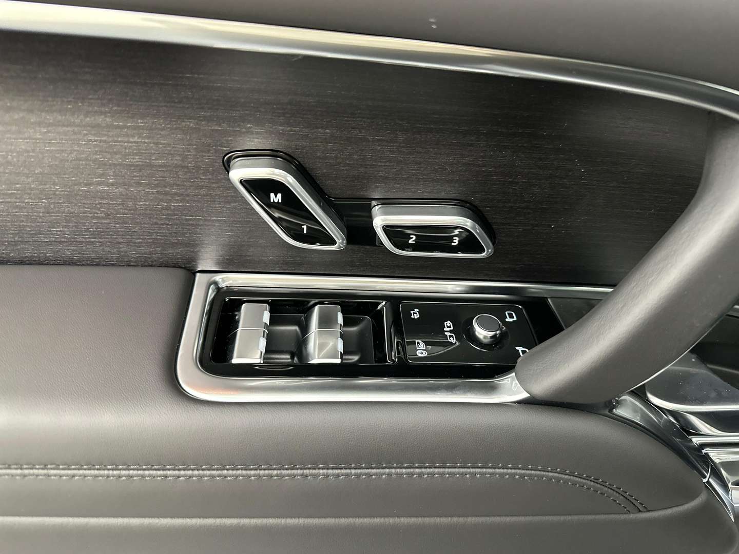 Land Rover Range Rover HSE D350 - 2025 - Joinsteer - #17