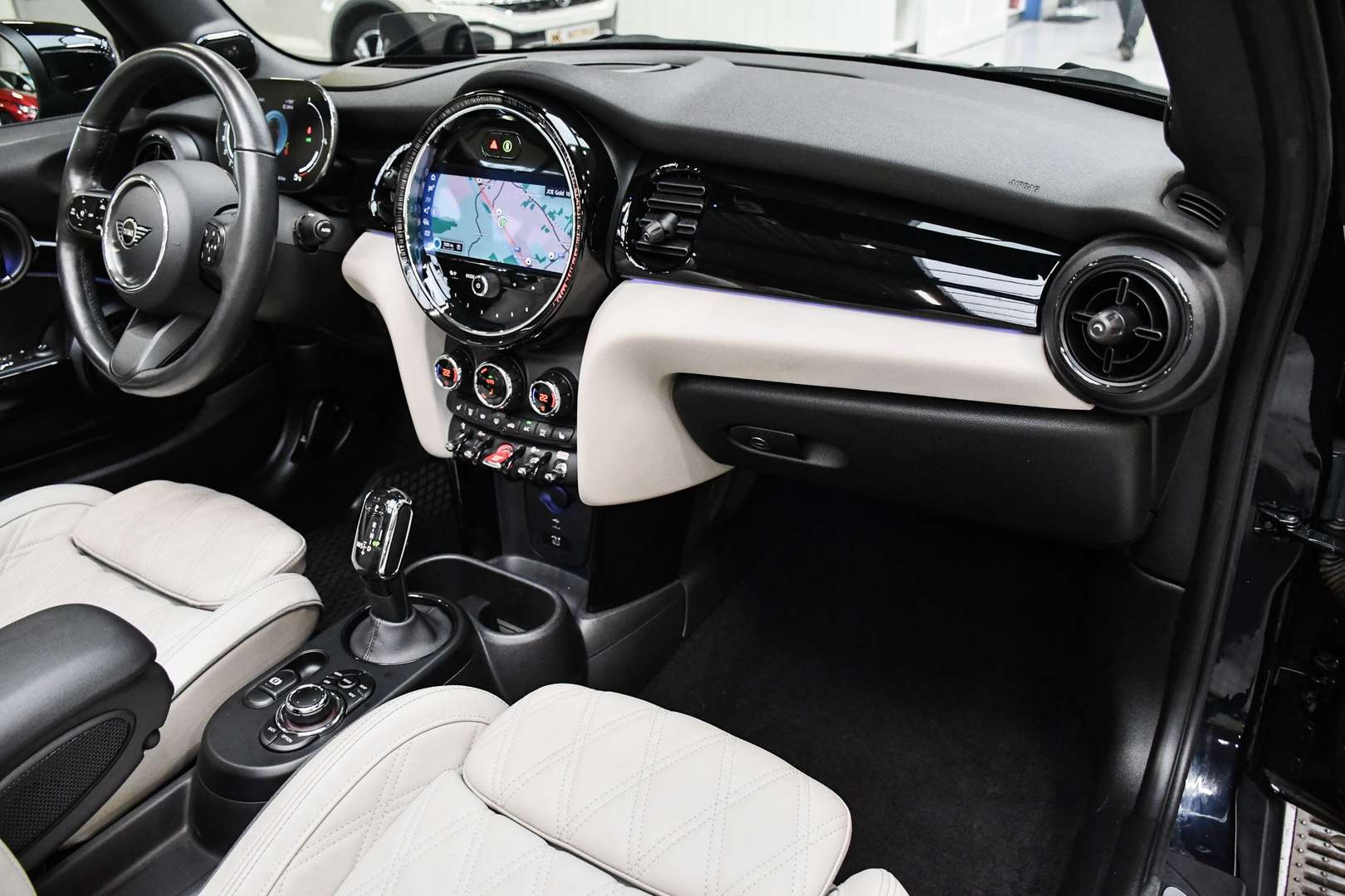 Mini Cabrio Cooper S - 2021 - Joinsteer - #5