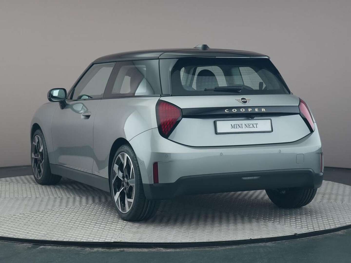 Mini Hatchback Classic Cooper E - 2024 - Joinsteer - #1