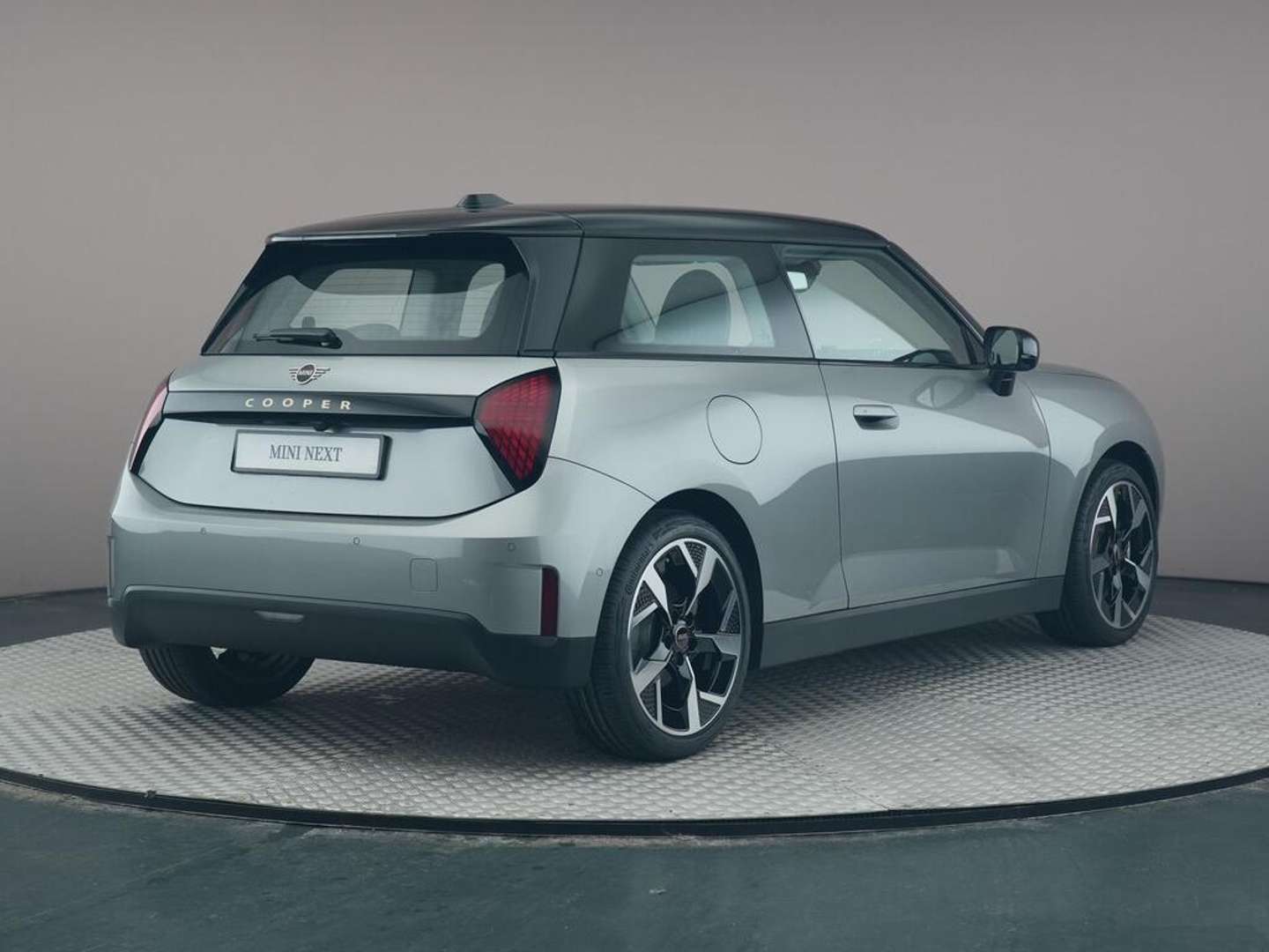 Mini Hatchback Classic Cooper E - 2024 - Joinsteer - #6