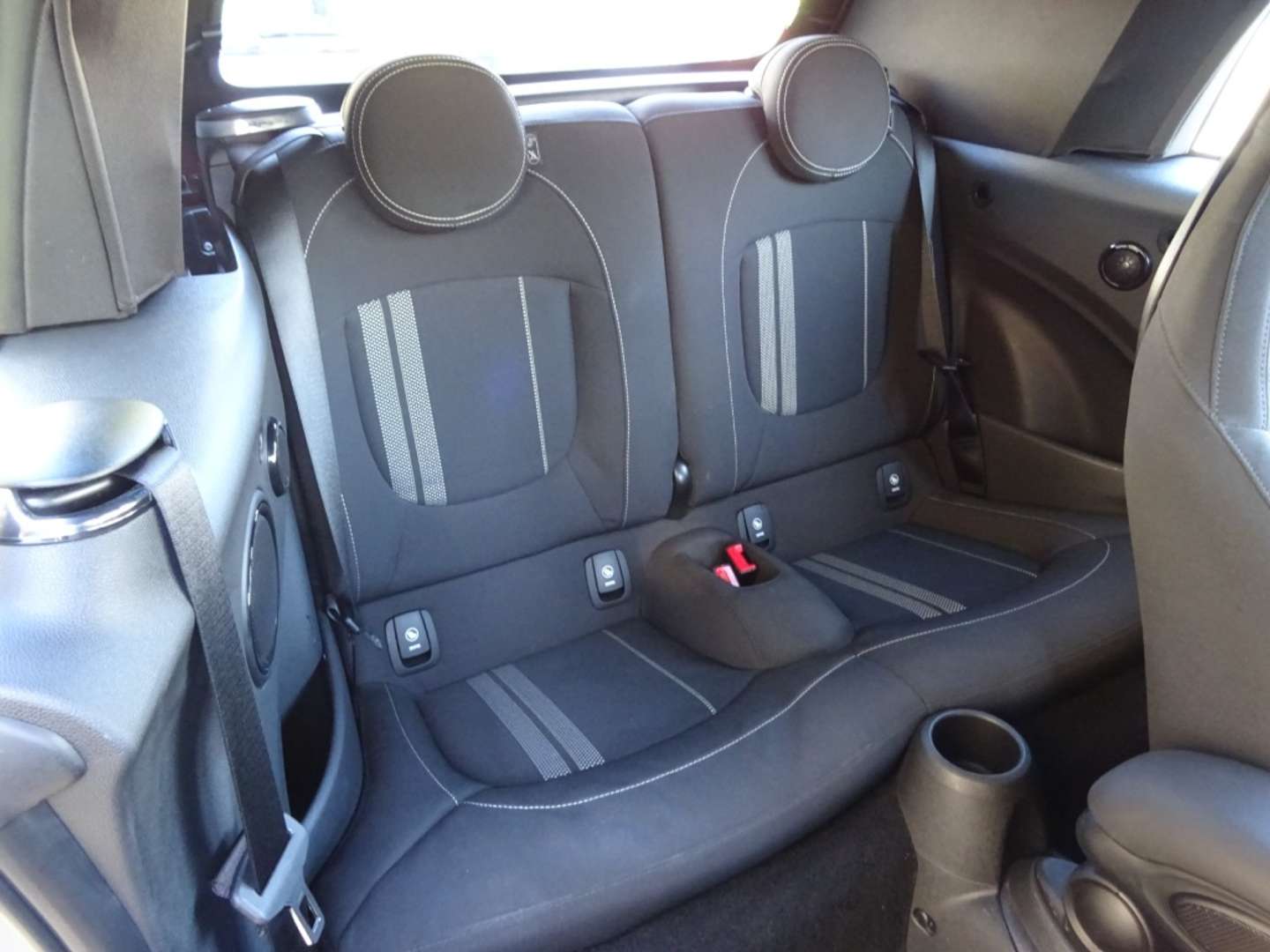 Mini Cabrio Cooper S - 2024 - Joinsteer - #32