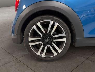 Mini 3 Portes Edition Premium Plus Cooper E — photo 10
