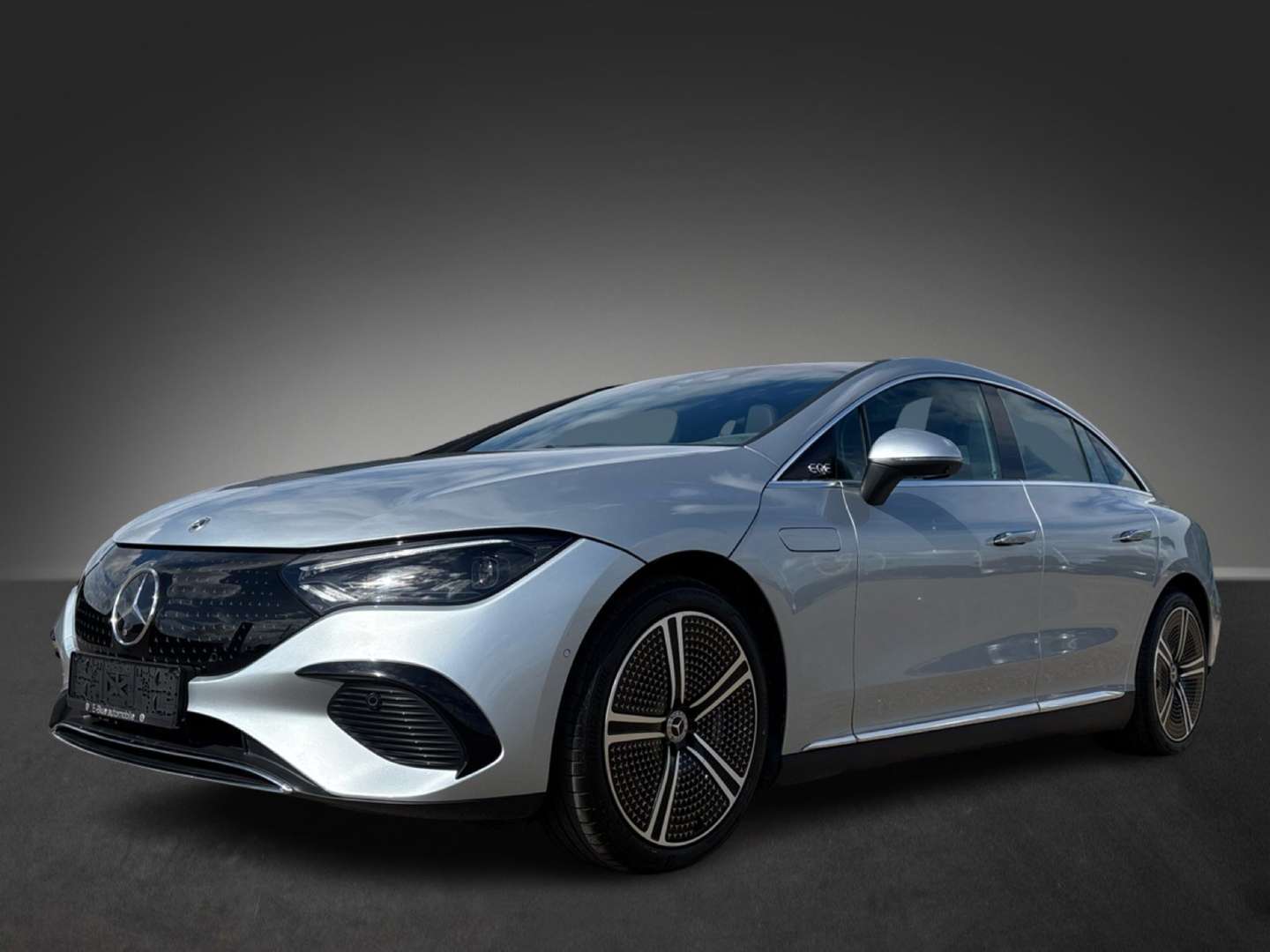 Mercedes EQE 350 Tech - 2025 - Joinsteer