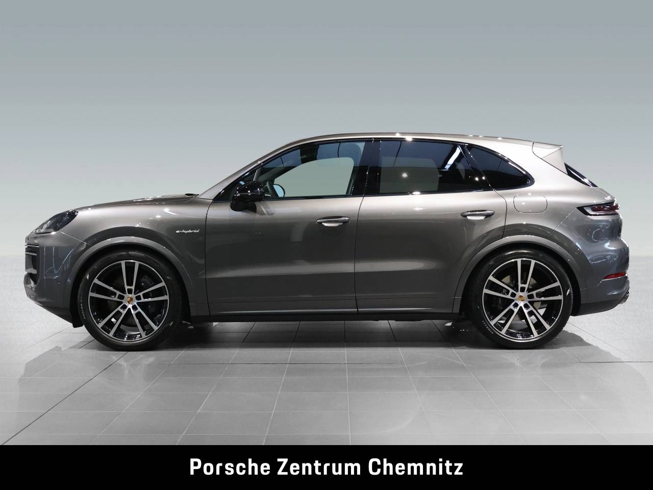 Porsche Cayenne III ph2 E-Hybrid Black Edition - 2025 - Joinsteer - #2