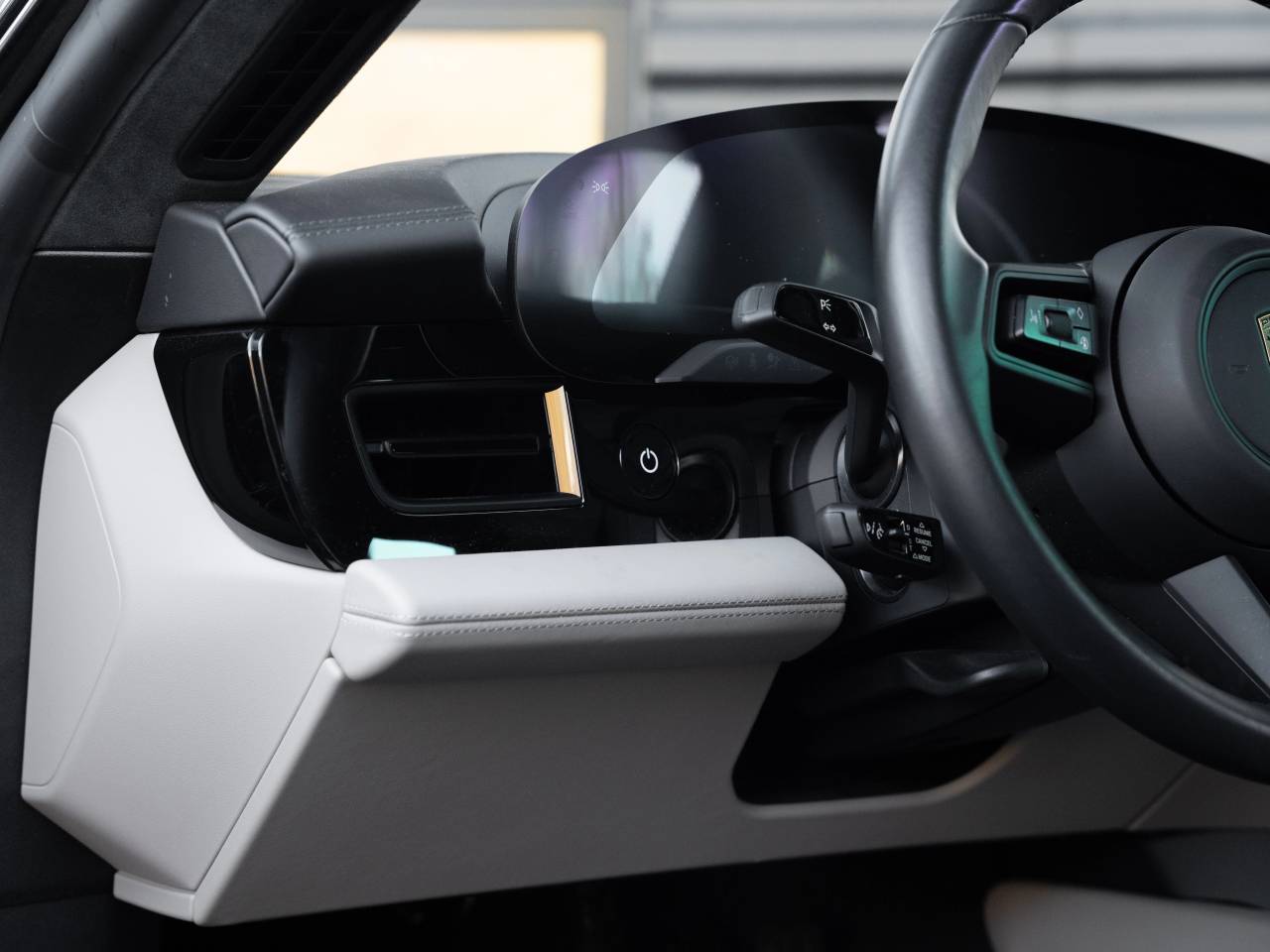Porsche Taycan 4 Cross Turismo - 2024 - Joinsteer - #27