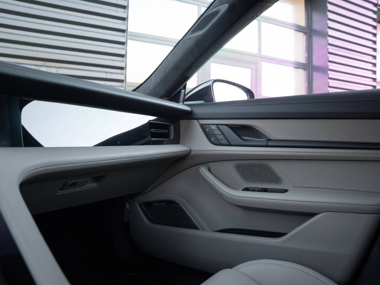 Porsche Taycan 4 Cross Turismo - 2024 - Joinsteer - #36