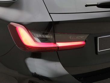 BMW Série 3 Touring 330e — photo 22