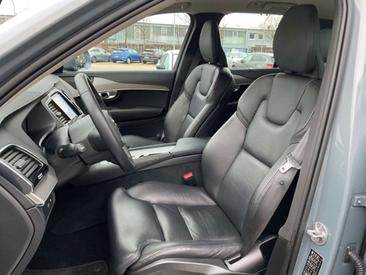 Volvo XC90 T8 Recharge Plus — photo 15