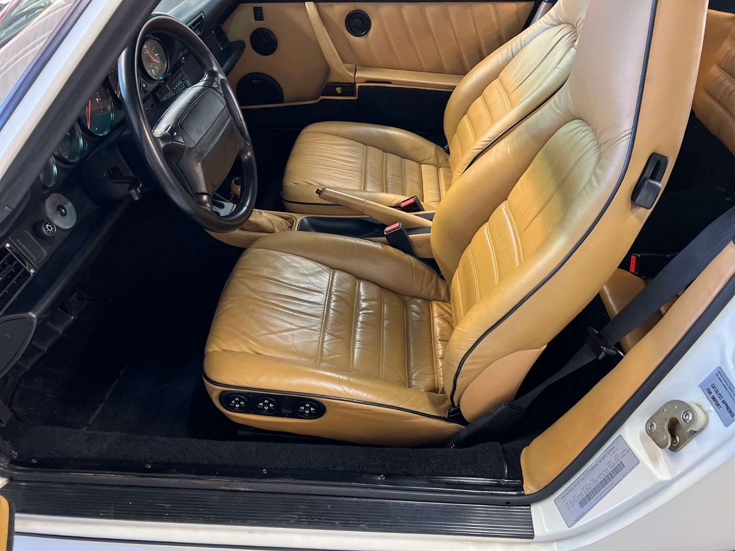 Porsche 964 Carrera 4 Cabrio - 1990 - Joinsteer - #3